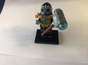 Gorzan minifigure dark brown heavy armor LEGO Legends of Chima 70008 - Picture 1 of 1