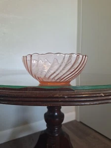 Pink Swirl Rosaline Arcoroc France Berry Dessert Bowl 5" - Picture 1 of 8