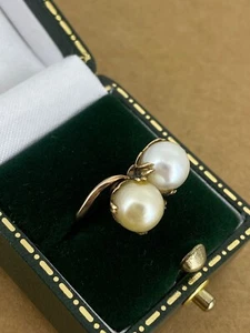 8.5mm Cultured Pearl (x 2) "Moi et Toi" Handmade Vintage Ring in 14K Yellow Gold - Picture 1 of 5