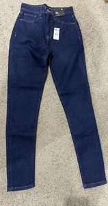 Express Ladies Dark Wash Skinny High Rise Jeans NWT Size 2R - Picture 1 of 4
