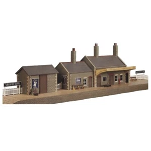 Peco Country Station Building Kit OO Gauge (CK17) - Picture 1 of 1