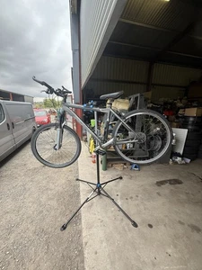 Specialized Rockhopper Mountain Road Bike Bontrager Elite Deore Manitou Axel - Picture 1 of 24