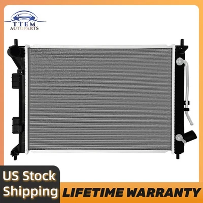 13333 Radiator for Hyundai 11-13 Elantra / 13-15 Elantra GT / 2014 Kia Forte Foto 1 de 4