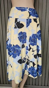 Noni B Ladies Julliette Printed Skirt size Small Colour Golden Haze Floral - Picture 1 of 4