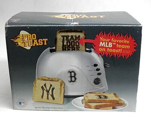 Boston Red Sox Toaster Makes Team Logo Toast Collectible New - Picture 1 of 6