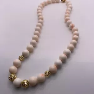 natural pink coral necklace, 11mm beads, yellow gold 18k. - Picture 1 of 6