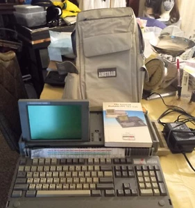 AMSTRAD PPC 512/640 Vintage Portable Computer 1988 bag, operating manual,disks - Picture 1 of 5