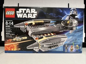 LEGO Star Wars General Grievous Starfighter 8095 454pcs New Sealed.