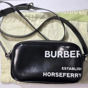 BURBERRY Authenticated! Horseferry Camera / Shoulder Bag NEW - Picture 1 of 9