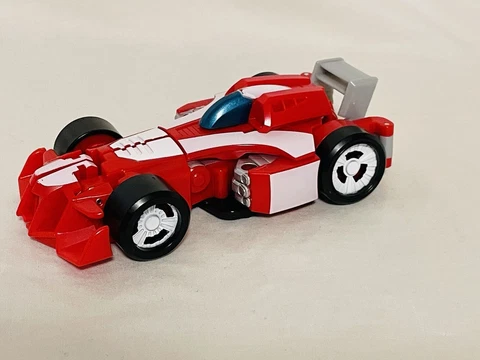 Transformers PLAYSKOOL Heroes RESCUE BOTS Academy HEATWAVE the Fire-Bot RACE CAR Cover