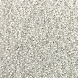100g Seed Beads White Frosted Approx 2mm Diameter - Picture 1 of 1
