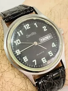 VINTAGE ZENTRA QUARTZ 4971689 WATER RESISTANT 3atm WATCH men day date - Picture 1 of 11