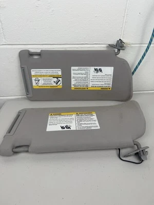 Nissan Xterra Frontier Pathfinder 2005-2012 conjunto conductor pasajero gris - iluminado Foto 1 de 4