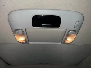 2003 - 2007 Toyota Sequoia Rear Illuminated Entertainment Screen Roof Console - Bild 1 von 2