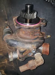 Cummins ISM Water Pump, OEM# 4926553 - Foto 1 di 7