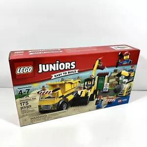 LEGO Demolition Site - 10734 Juniors Construction Workers Job Site - New Sealed - Picture 1 of 6