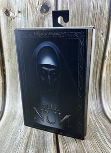 Figura de acción The Nun Ultimate Valak The Conjuring Universe NECA carrete juguetes - Imagen 1 de 10