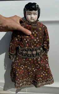 BAMBOLA PORCELLANA 17” testa di Cina vintage - Foto 1 di 11