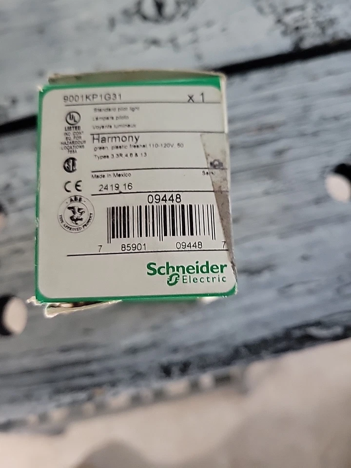 SQUARE D 9001KP1G31 Luz Piloto Verde 120V 60Hz 110V 50Hz 9001KM1 NUEVO Foto 1 de 3