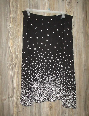 Cathy Daniels 弹性腰人造丝黑色白色花卉裙,尺寸 2X 经典职业 — 第 1/4 张图片