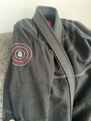 Equipamento Youth C3 Spartan Jiu Jitsu Gi, War Tribe tamanho C3  - Imagem 1 de 4