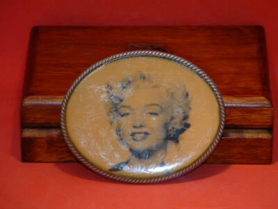 Pre-Owned Vintage Marilyn Monroe Belt Buckle - Image 1 of 2