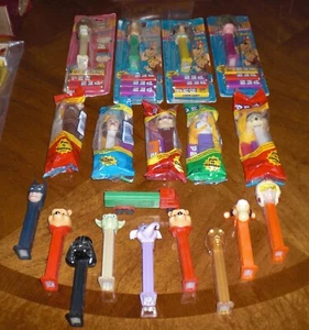 VINTAGE PEZ CANDY & DISPENSER- SNOOPY - FLINTSTONES - STAR WARS - SNOW WHITE - Picture 1 of 21