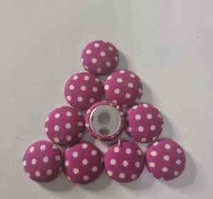 10 x Stoff bedeckter Knopf Flatback kein Loch zum Nähen (HANDWERK) TIEFROSA SPOTTY15 mm - Bild 1 von 1