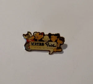 Metro Puck Comics Network Promo Souvenir Anstecknadel - Bild 1 von 5