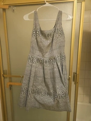 ISSA London Kate Middleton Beautiful NAVY WHITE  Dress  8 UK 12 MADE IN Poland  - Image 1 of 4