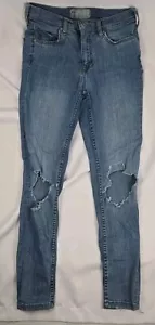 Free People Skinny Denim Ankle Jeans Size 27 Distressed Knee Holes. 27x25 - Picture 1 of 9