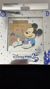 25 Years Of Pin Trading Jumbo Pin Mickey Mouse With Pin Board 2025 - Picture 1 of 1