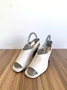 MARTINEZ VALERO retro Y2K does 70s cream slingback square toe pumps heels sz 8 - Picture 1 of 13