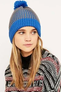 Bobble Hat Blue Grey Urban Outfitters Ribbed Striped - RRP £18 - New - Picture 1 of 5