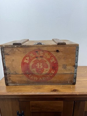 Vintage Pabst Beer Wooden Bottle Crate Case Milwaukee Wisconsin Wi Wis  - Image 1 of 4