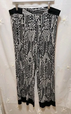 PANTALONES RUBY RD MUJER PXL BLANCO Y NEGRO GEOMÉTRICOS SALVAJES ARTÍSTICOS ÉTNICOS PIERNA ANCHA SUELTOS Foto 1 de 4