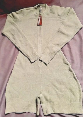 Skims Unisex Una Pieza Acogedor Talla L/Xl Como Nuevo con Etiquetas Foto 1 de 4