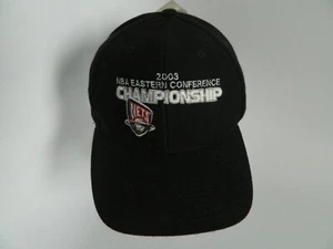 Neu mit Etikett 2003 Nets NBA Eastern Conference Championship schwarze verstellbare Baseballmütze - Bild 1 von 7