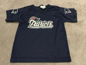 New England Patriots Boys Small Football jersey Blue NFL Sports Logo Athletic - Picture 1 of 7