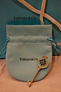 NWOT TIFFANY STERLING SILVER "KEY" CHARM W TIFFANY BLUE DETAIL - BAG/BOX INCLUDE - Picture 1 of 4