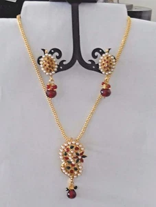 INDIAN FAUX RUBY EMERALD KUNDAN BOLLYWOOD SARI NECKLACE & EARRINGS  - Picture 1 of 8