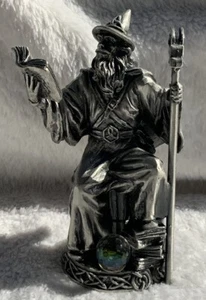 Figura Tudor Mint Myth & Magic CC13: The Scholar pieza de club de coleccionistas en caja - Imagen 1 de 9