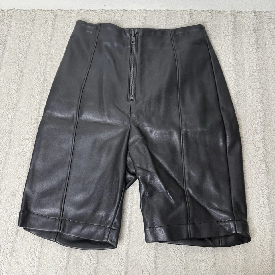 House Of CB London Silva Shorts Women’s XS Black Vegan Leather Zip Front READ - Image 1 of 4