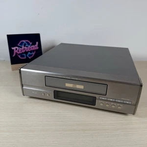 Reproductor de CD Denon UCD-110 para unidad de repuesto del sistema 110 solo funciona completamente - Imagen 1 de 9
