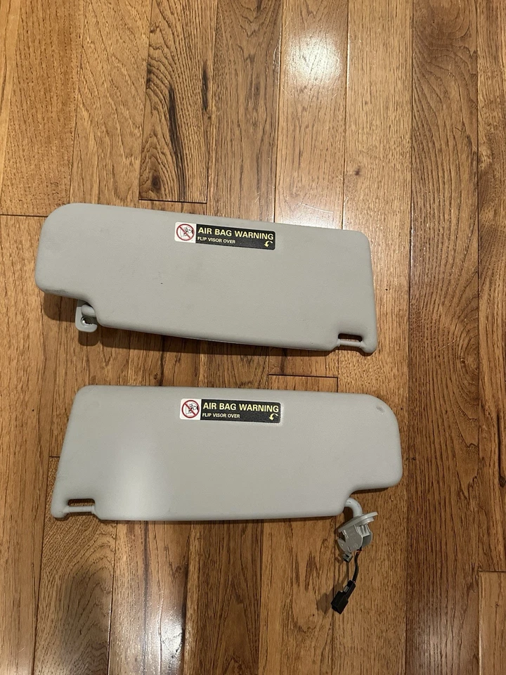 Juego de pares de parasol gris para conductor y pasajero Volkswagen Beetle 2004-2010 Foto 1 de 4