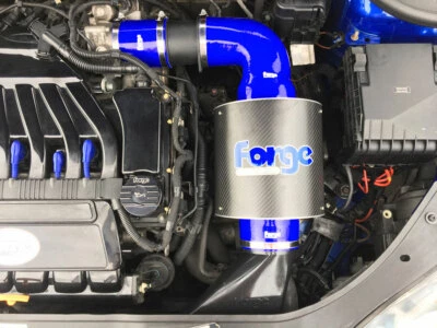 Kit de inducción de aire frío Forge Motorsport Performance para VW Golf MK5 R32 - Imagen 1 de 3