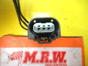 HEADLIGHT HEAD LIGHT WIRE PLUG CONNECTOR LAMP LENS LEFT RIGHT 08 09 10 12 ESCAPE - Picture 1 of 6
