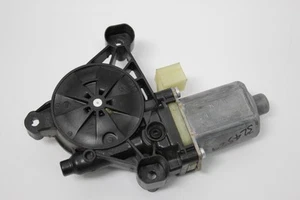 VW Touran 5T Mk2 Front OS Right Electric Window Regulator Motor 5Q0959801B - Picture 1 of 14