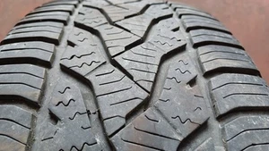 N.2 Tyres 195 55 R15 85H BARUM Quartaris 5 DOT1719 M+S 80% - Picture 1 of 8