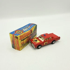 Matchbox Superfast 59 Mercury Fire Chief con casco y ejes etiquetas en caja - Imagen 1 de 13